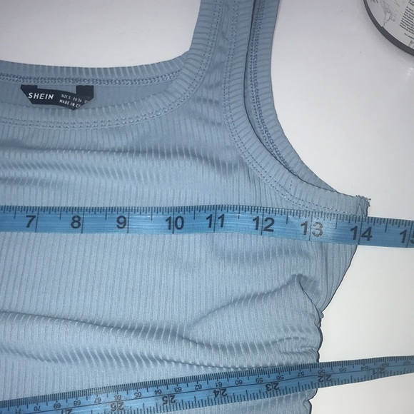 Shein Cropped Tank. Juniors size Small - Picture 6 of 6